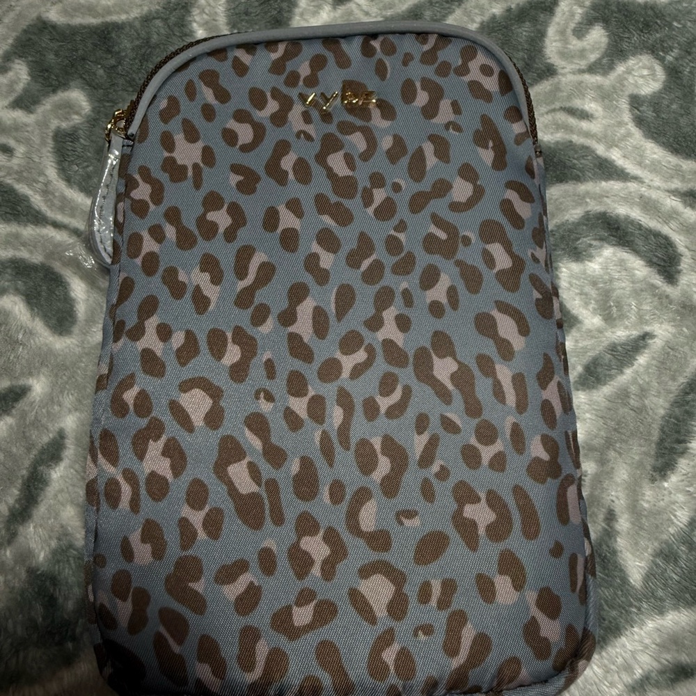 VYBZ Magnetic pocket pal